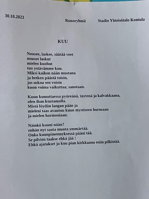 Runohaasteen ensimmäinen yleisösuosikin palkinto Yhteisötalon Kontulan runoryhmälle