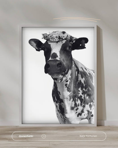 A3-julisteet, vaaka- ja pystykuva.  5 kuva-aihetta valittavissa