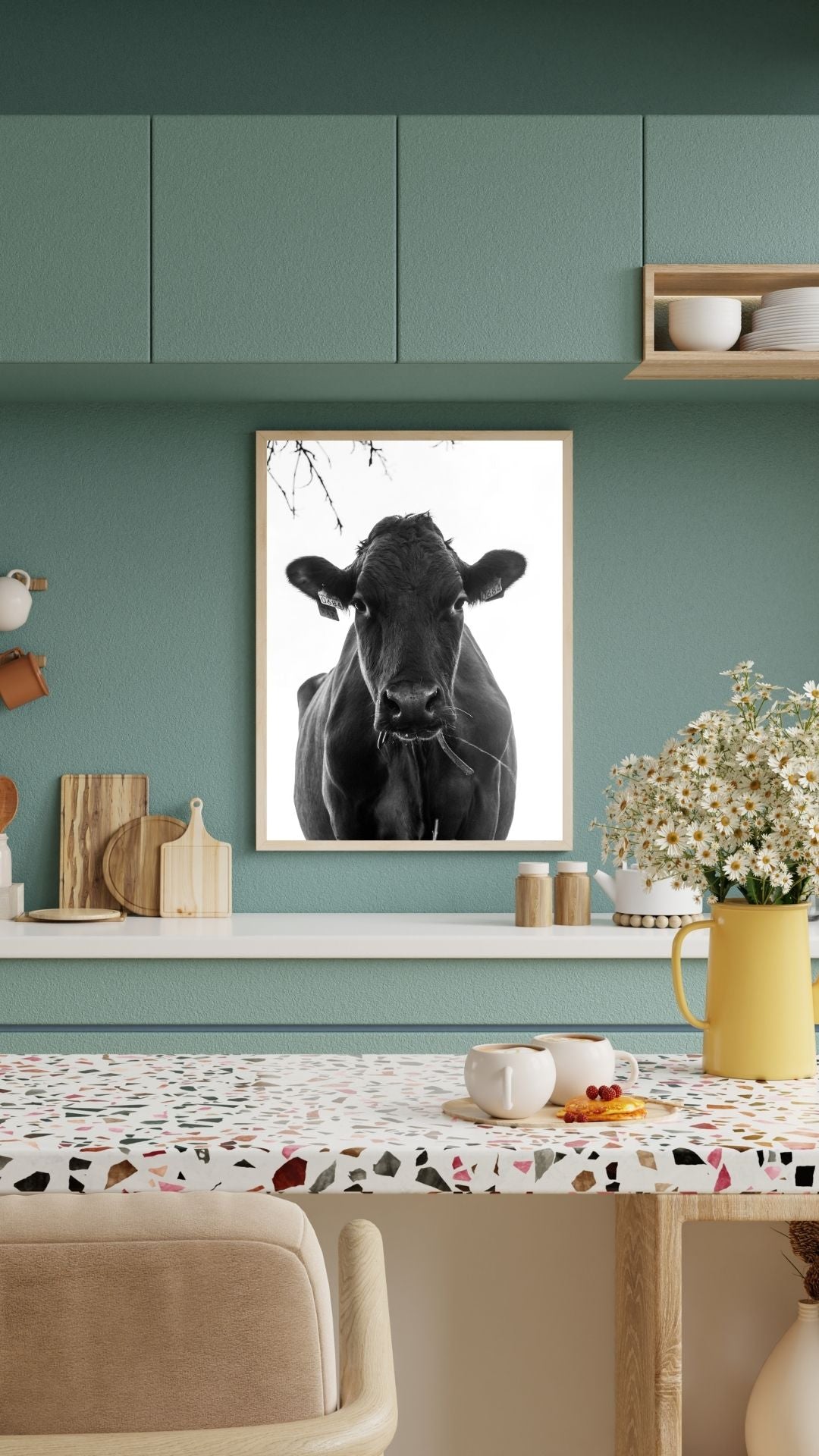 Lehmäjuliste. Pystykuva. Koko 40 x 60 cm. 3 kuva-aihetta valittavissa