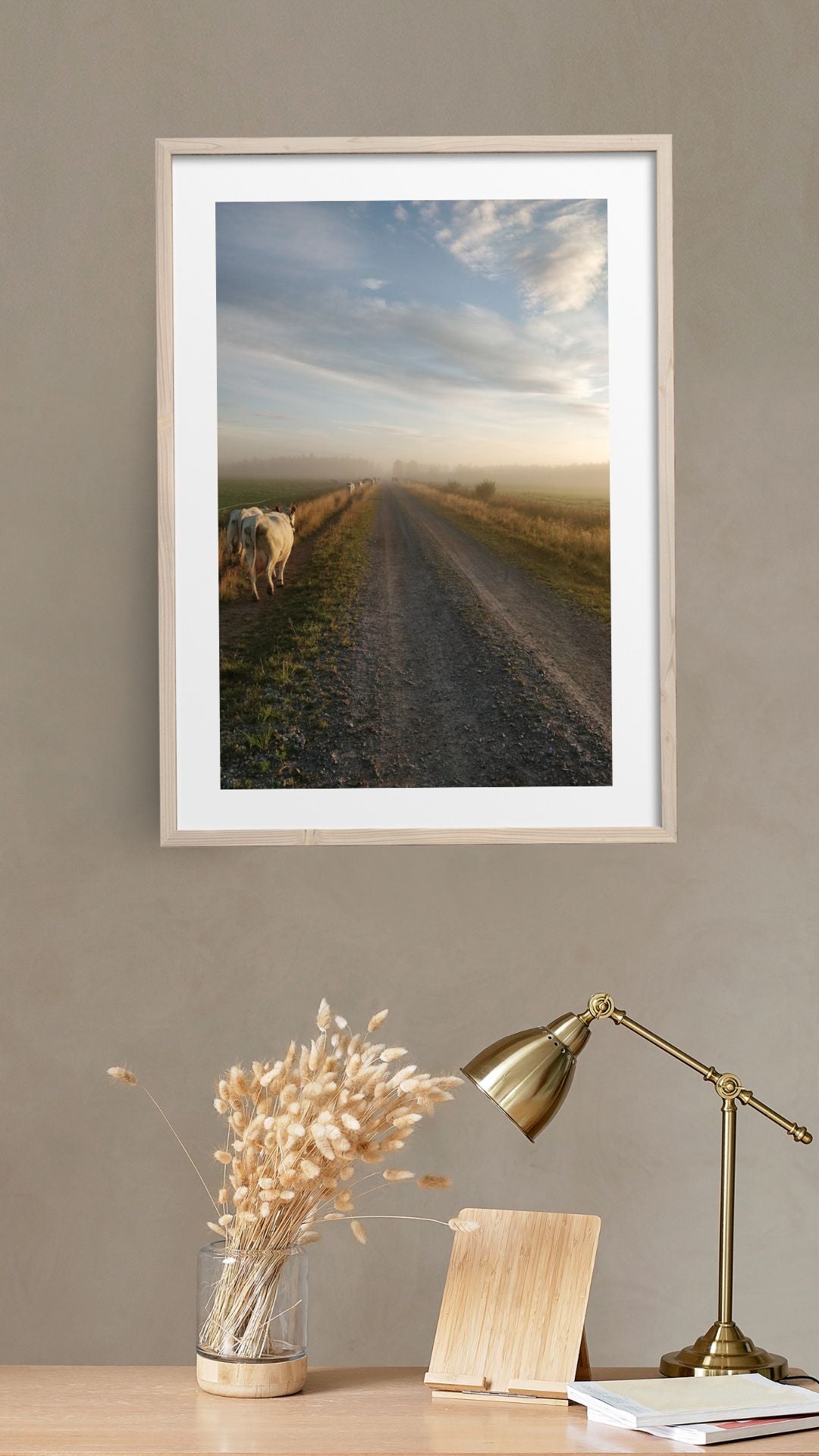 Aamulypsylle, lehmäjuliste